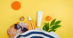 10 محصول مراقبت از پوست ضروری که باید در سفر داشته باشید