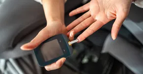 روش استفاده از دستگاه تست قند خون خانگی