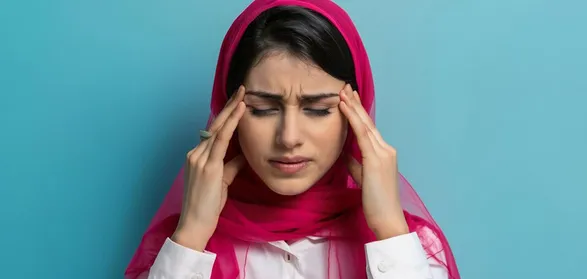 علت سردرد در ماه رمضان و راهکارهای پیشگیری از آن