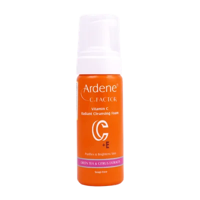 تصویر فوم شوینده و روشن کننده صورت ویتامین سی آردن