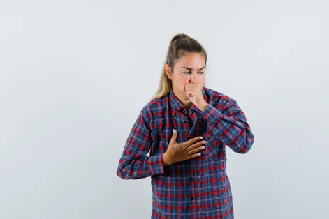 سرفه چیست؟ و چرا مزمن می‌شود؟